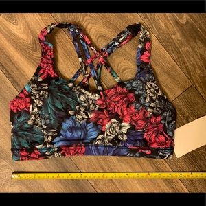 NWT size 10 lululemon bra